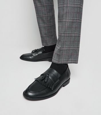 Black Leather-Look Fringe Tassel Loafers