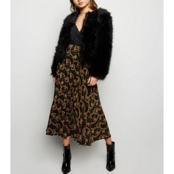 Black Chain Print Pleated Midi Skirt