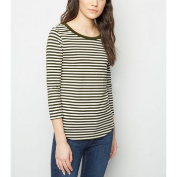 Green Stripe 3/4 Sleeve T-Shirt