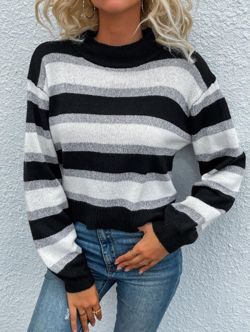 Women Mock Neck Mixed Stripes Short Sweater L