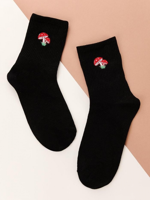 Fashion Women Mushroom Embroidered Calf Socks