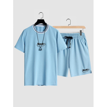 ZAFUL Men's Letter Printed Textured Short Sleeves T-shirt and Shorts Set Xs Day sky blue