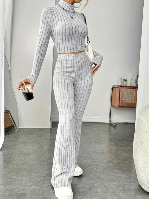 Women's Daily Fuzzy Ribbed Mock Neck Long Sleeve Slim Crop T Shirt with Elastic High Waist Pull On Flare Pants Set Matching Two Piece Set M Gray