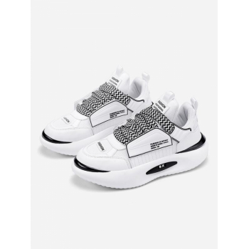 Men Zig Zag Letter Sports Sneakers