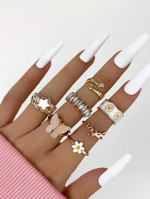 Women's 7Pcs Butterfly Daisy Letter Hand Hug Pattern Rings Set