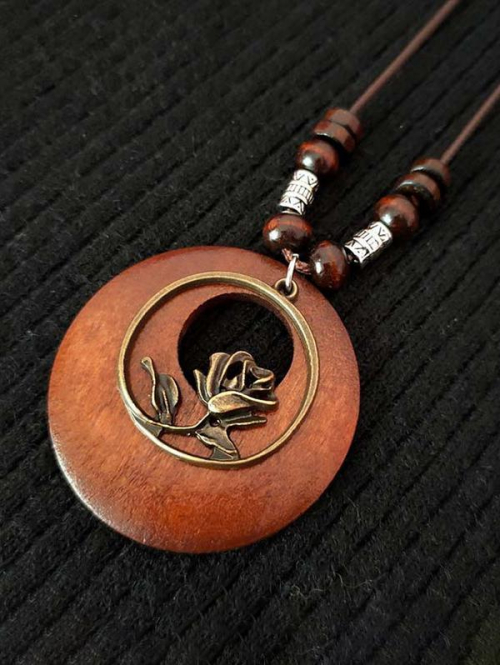 Men's Retro Ethnic Beading Wooden Circle Hollow Out Pendant Sweater Necklace