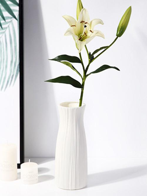 Minimalist Nordic PP Flower Vase For Modern Home Decor Living Room Bedroom Kitchen Office and Wedding