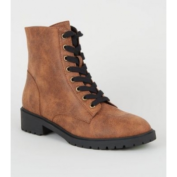 Tan Oiled Leather-Look Lace-Up Boots