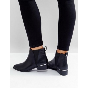 London Rebel Metal Insert Heel Low Heel Chelsea Boot