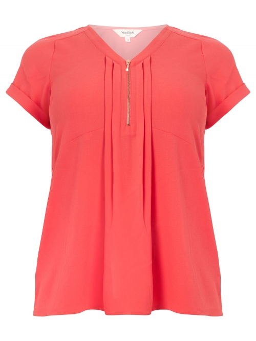 Studio 8 Nieve Top, Coral Beach