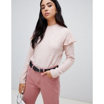 b.Young Ruffle Shoulder Jumper