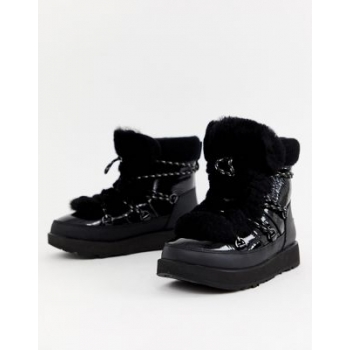 Ugg Highland Waterproof Boot in Black