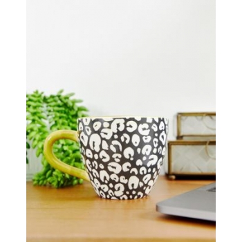 New Look animal print mug in white pattern