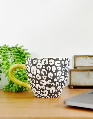 New Look animal print mug in white pattern