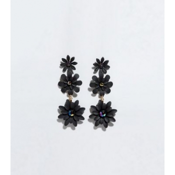 Black 3 Drop Flower Earrings