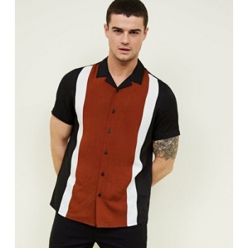 Black Stripe Front Short Sleeve Shirt